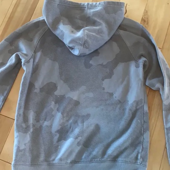 Kids (10-12) Under Amour hoodie - Picture 4 of 4